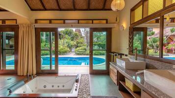 Melaka Villa | Bilik Mandi | Kelengkapan dandanan diri berjenama, pengering rambut, bidet