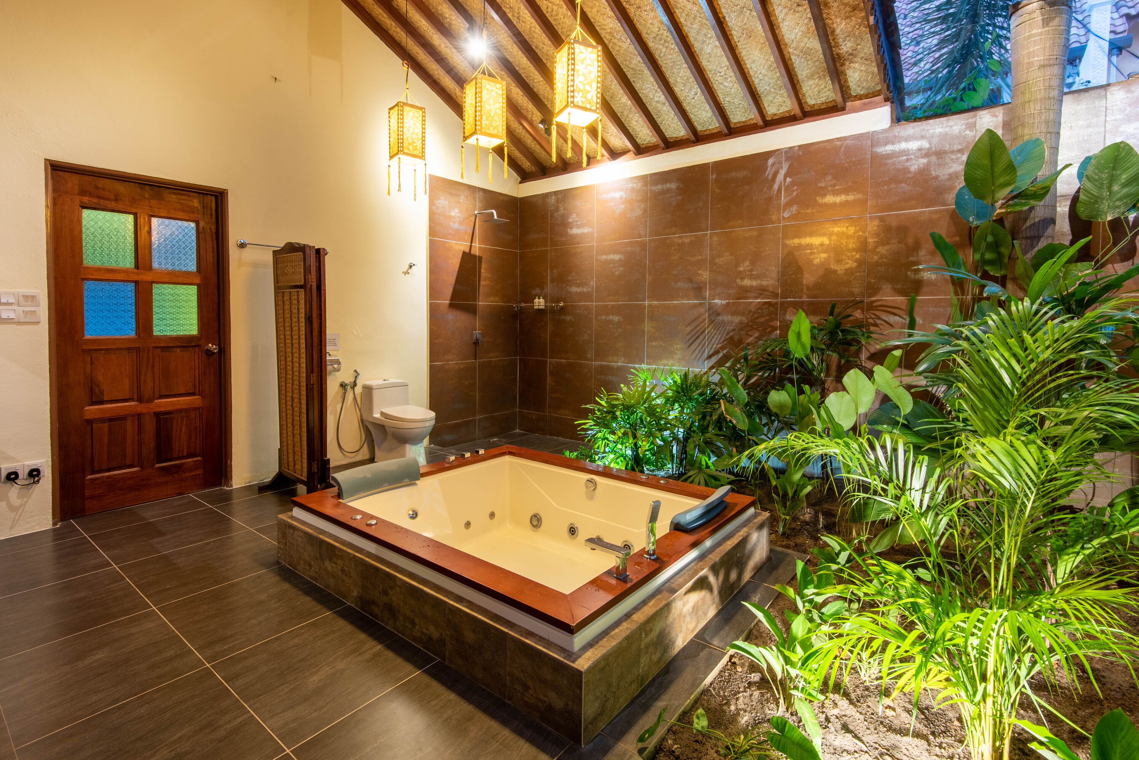 Anggun Villa | Bilik Mandi | Kelengkapan dandanan diri berjenama, pengering rambut, bidet 