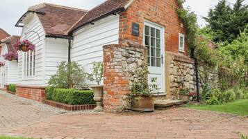Cottage | Exterior