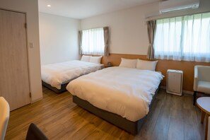 Deluxe Twin Room (check-in is not available after 11PM) | Free WiFi, bed sheets - HOTEL R9 The Yard Honjo (Honjo)