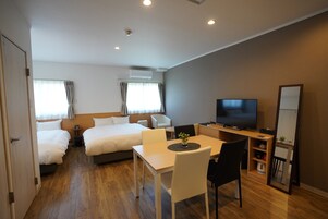 Quarto duplo luxo (check-in is not available after 11PM) | Wi-Fi de cortesia, roupa de cama