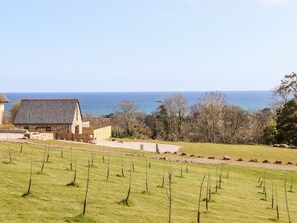 Property grounds - Apple Blossom Barn (Penzance)