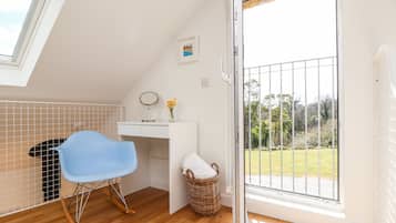 Cottage | Bahagian dalam