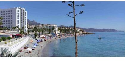 2 minutes from the beach! Great apartment! WiFi!
