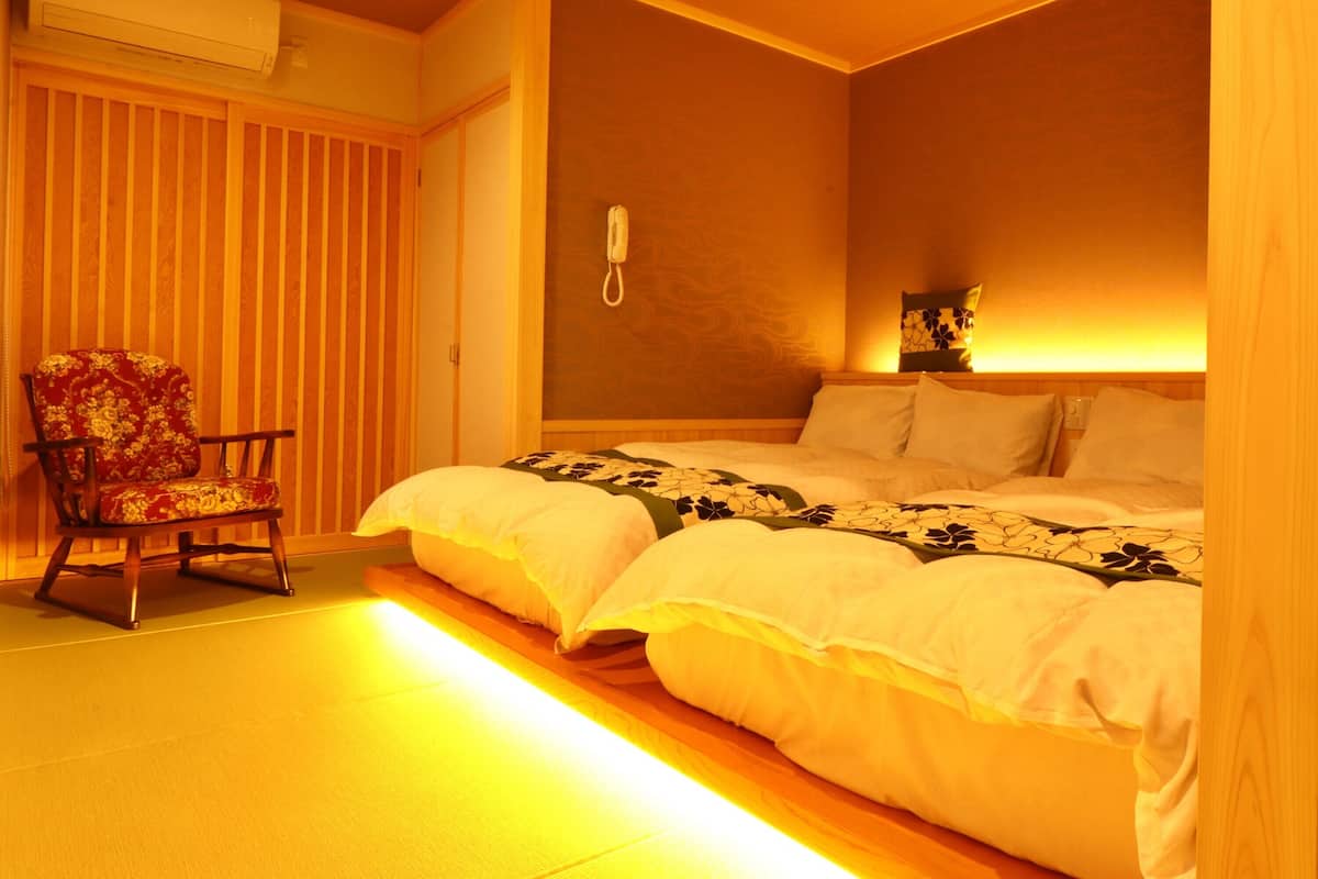 Sakura (Suite) | 1 bedroom, in-room safe, blackout drapes, free WiFi