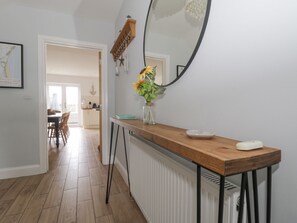 Cottage | Interior - The Hideaway Beach House (New Romney)
