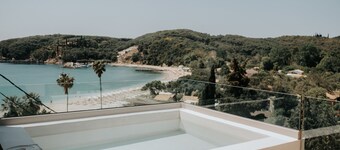 SOMNUS SUITES