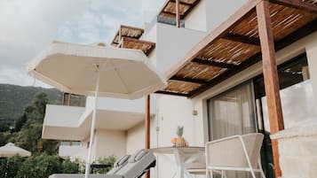 Luxury Studio Suite | Minibar, in-room safe, blackout curtains, soundproofing