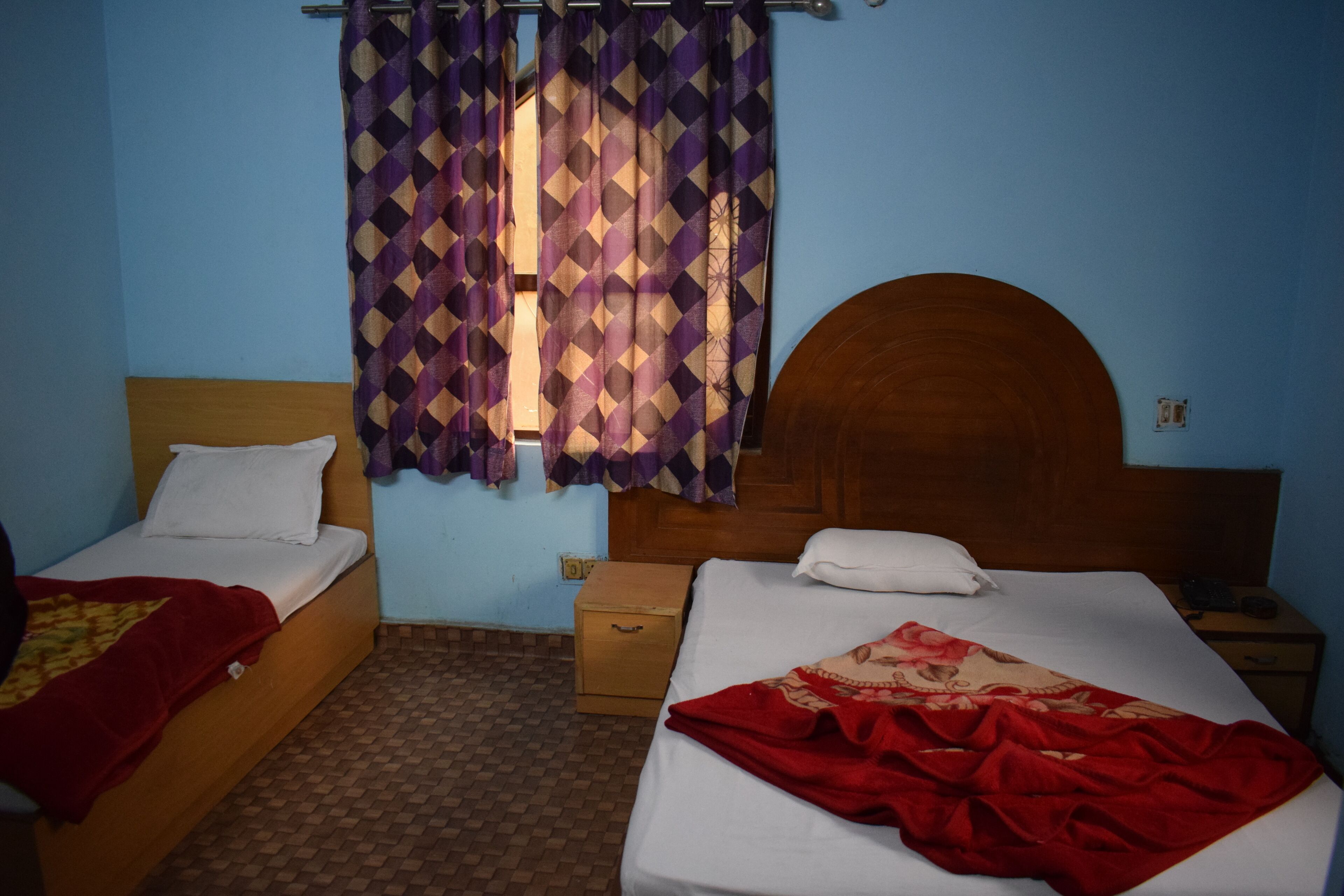 Photo - Hotel Ashoka Continental Near New Delhi Railway station