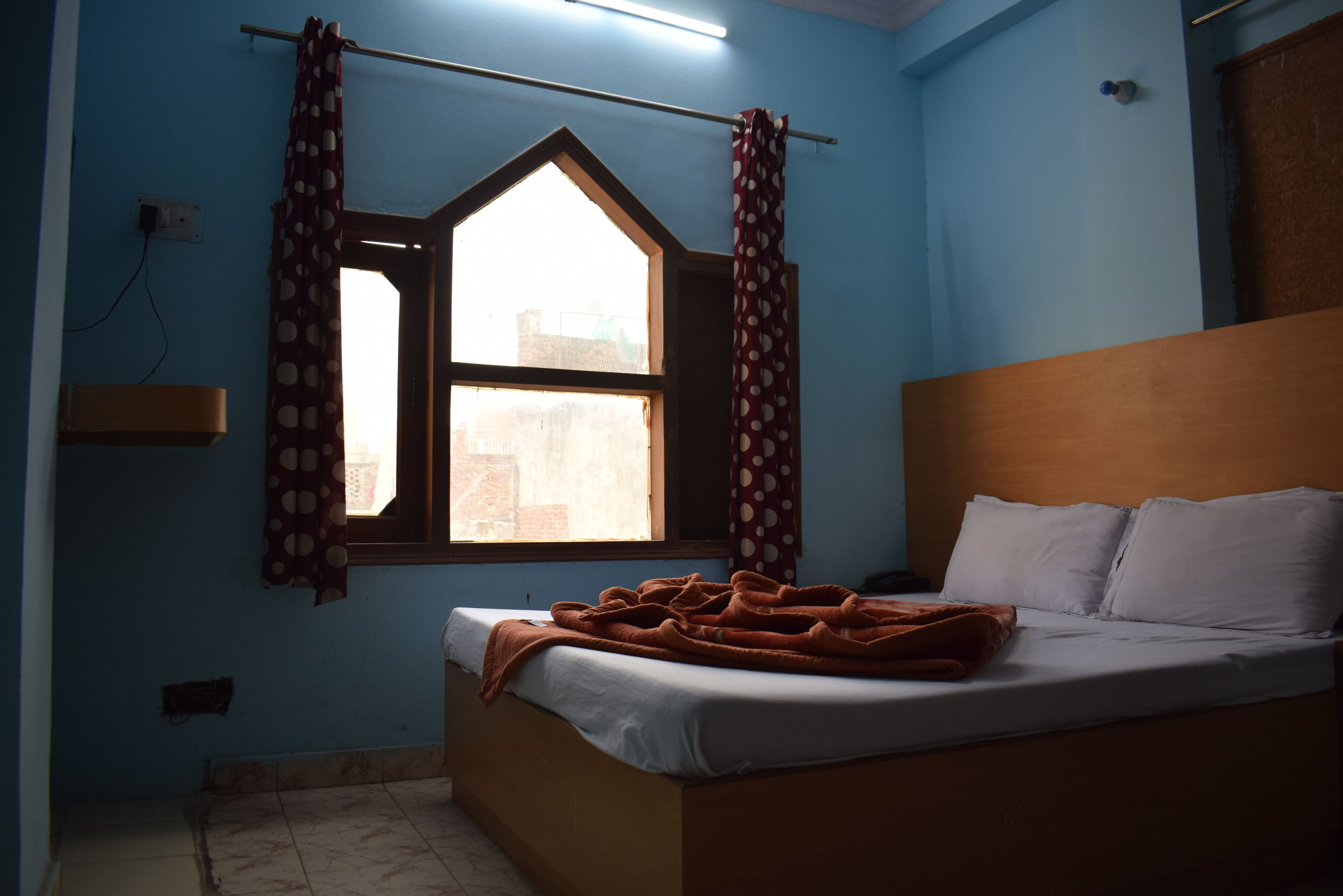 Photo - Hotel Ashoka Continental Near New Delhi Railway station