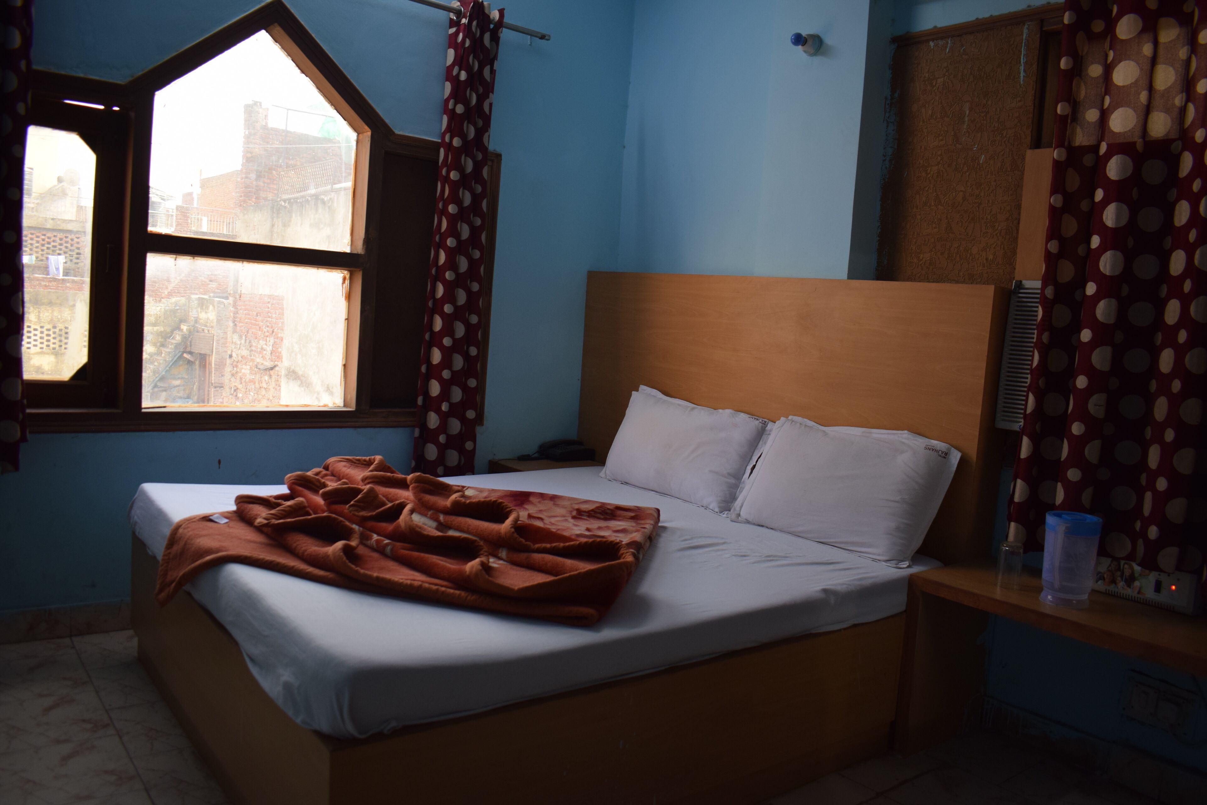 Photo - Hotel Ashoka Continental Near New Delhi Railway station