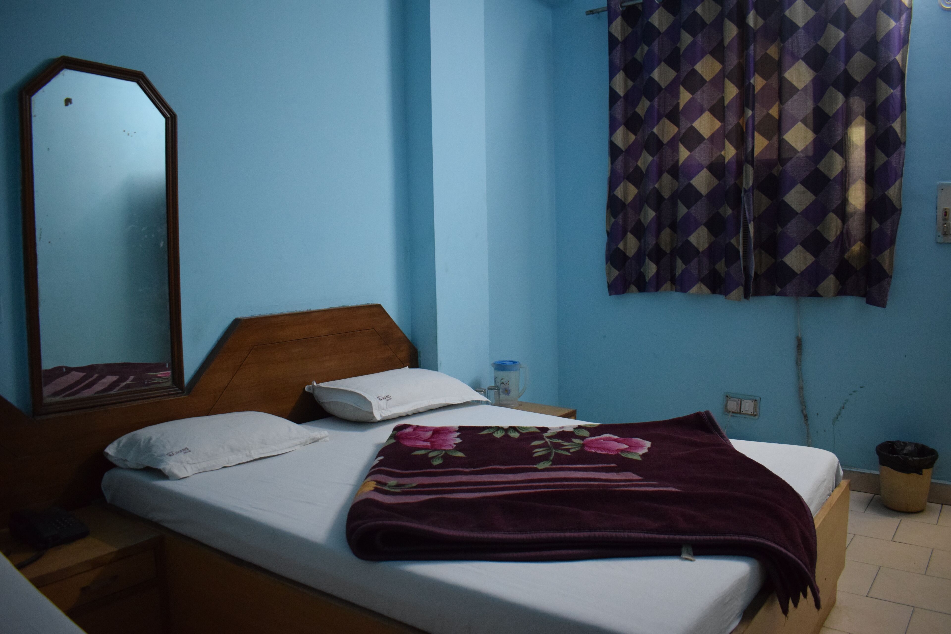 Photo - Hotel Ashoka Continental Near New Delhi Railway station