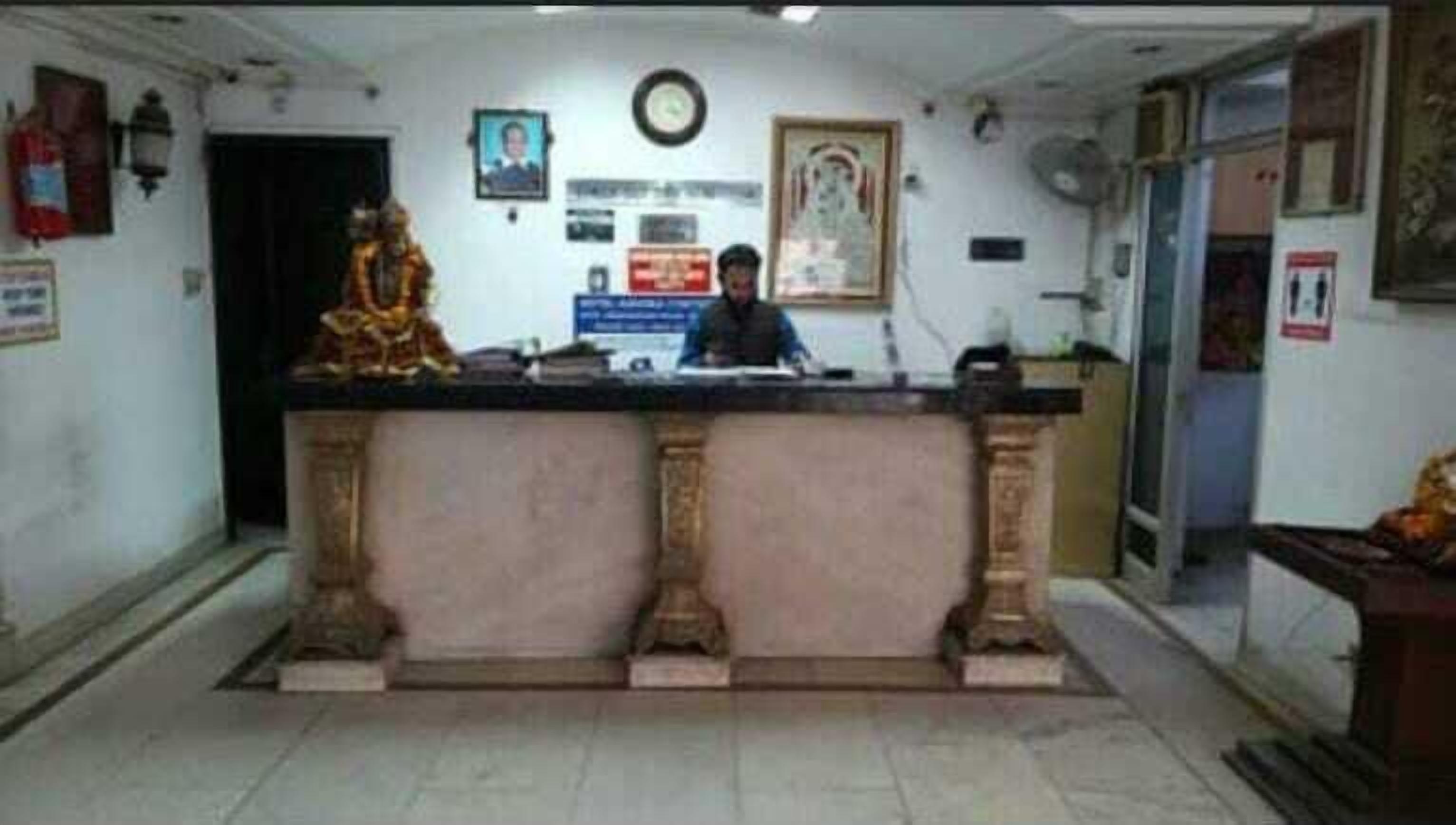 Photo - Hotel Ashoka Continental Near New Delhi Railway station