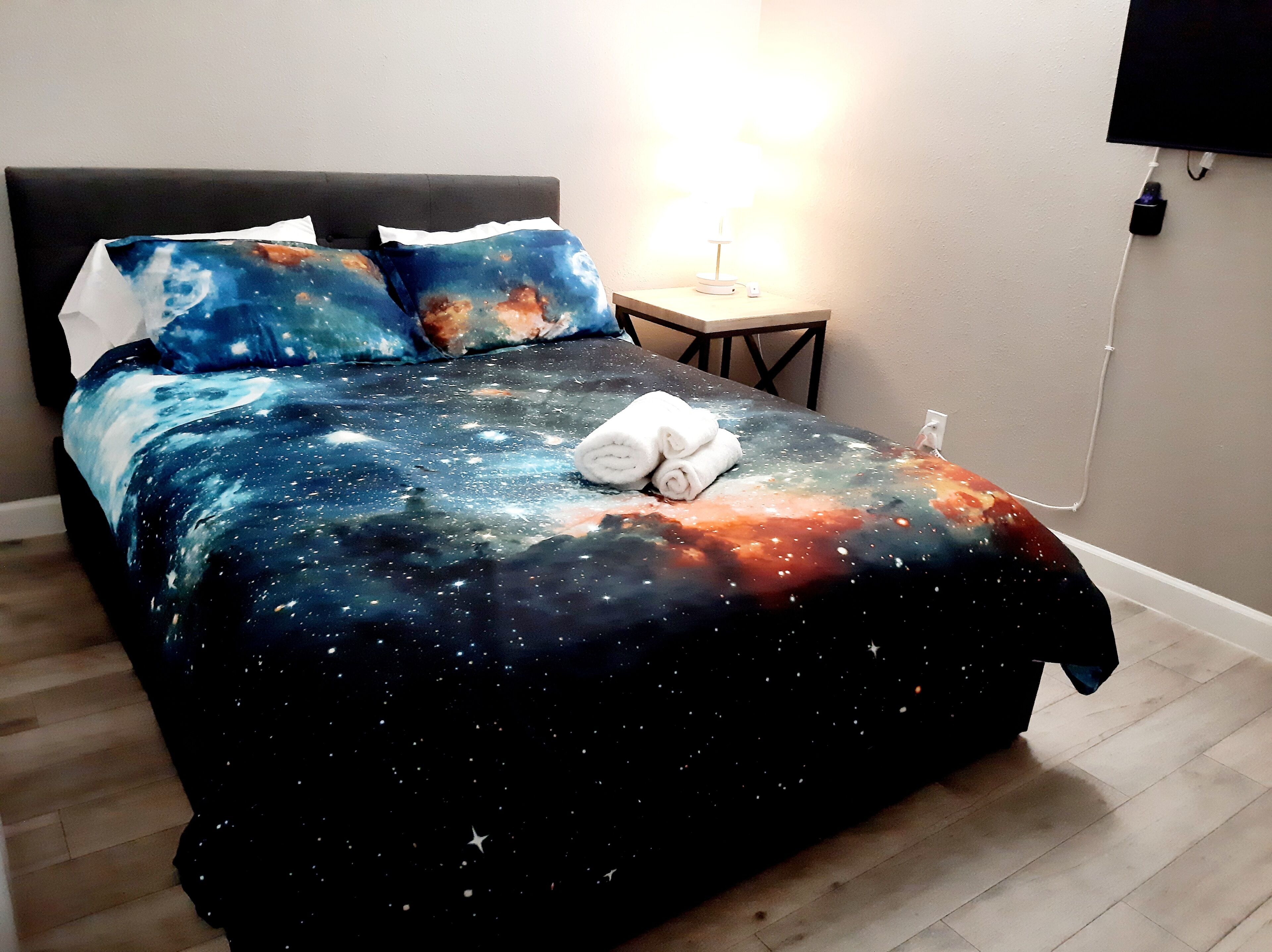 4 間睡房、熨斗/熨衫板、免費 Wi-Fi、床單