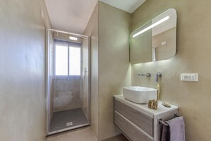 Dusche, Bidet