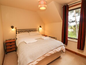 Cottage | 3 bedrooms, individually decorated, individually furnished, free WiFi - The Shieling (Newtonmore)