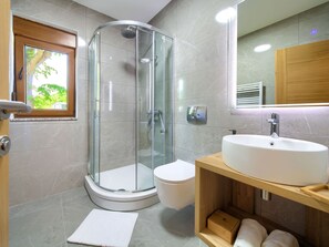Hair dryer, towels