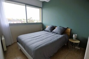 1 chambre, literie fournie