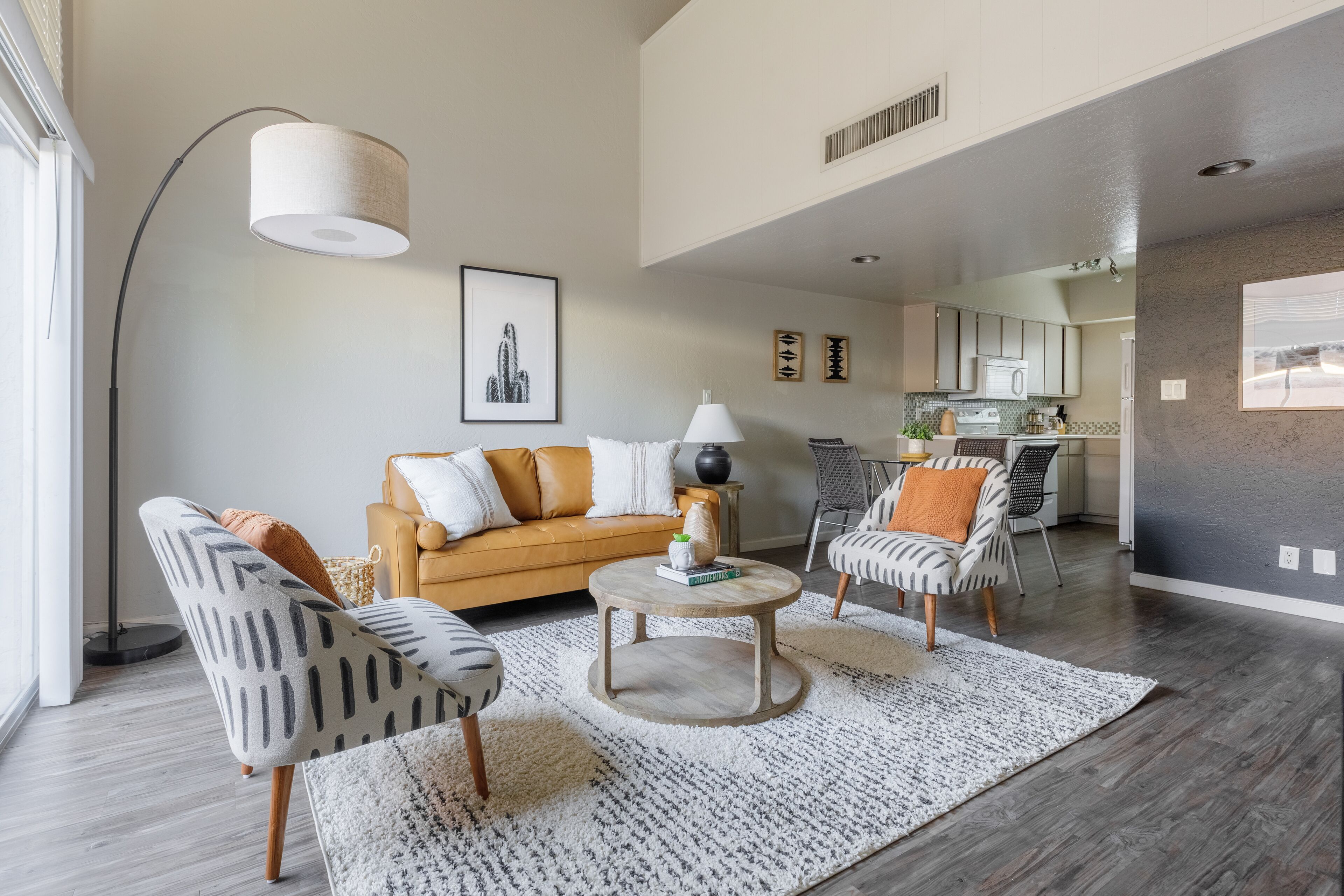 King Loft - Old Town Scottsdale w/ Parking