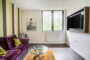 Smart TV - Elegant Apartment in Milton Keynes near Snozone (Milton Keynes)