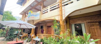  OYO 876 Escurel Inn Boracay
