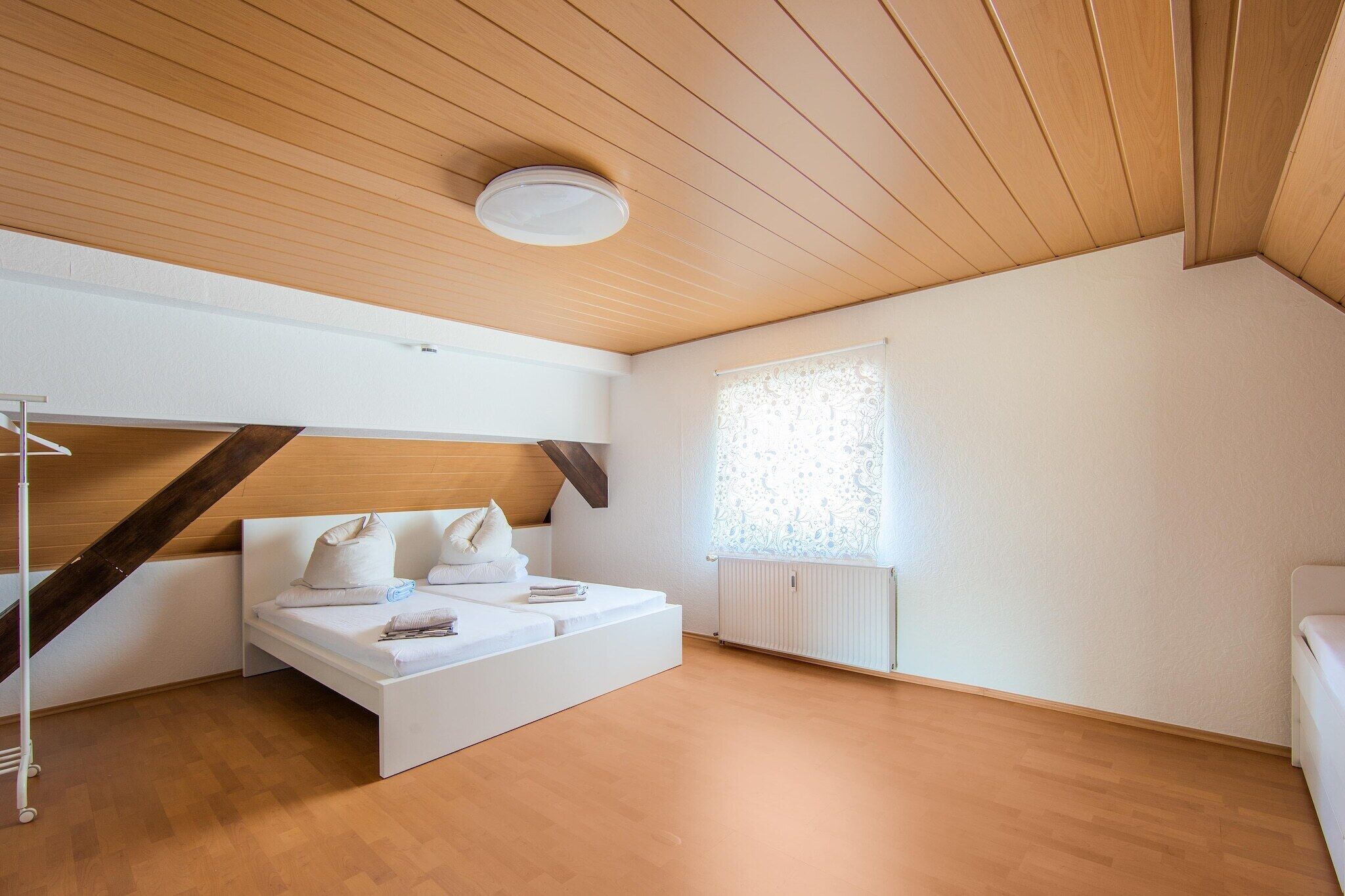 3 bedrooms, iron/ironing board, free WiFi