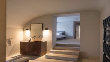 7 bedrooms, internet