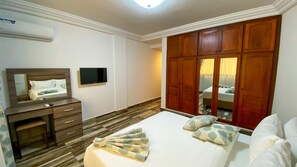 디럭스 아파트 | 3 개의 침실, 저자극성 침구, 객실 내 금고, 각각 다른 스타일의 인테리어