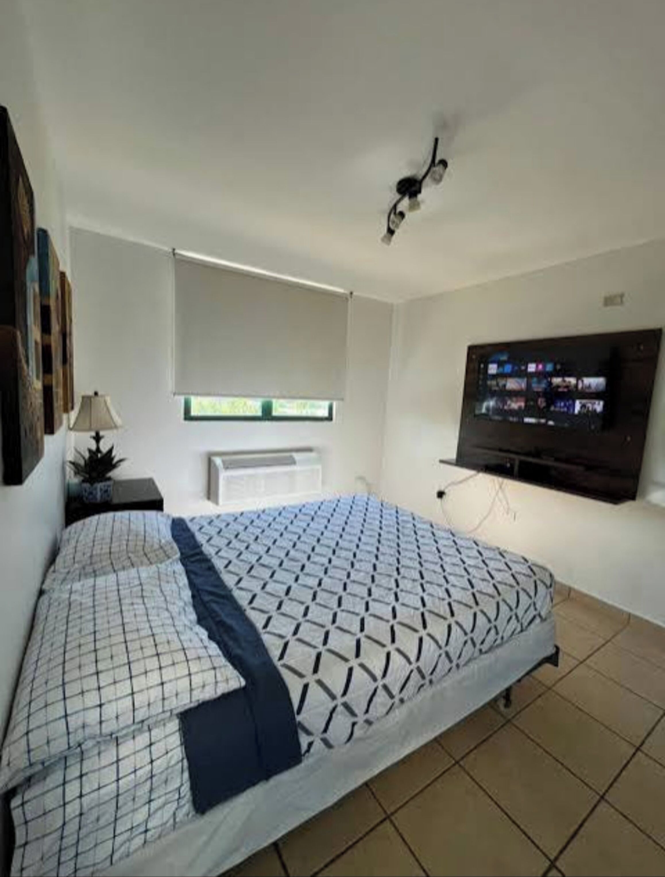 别墅, 3 间卧室 | 高档床上用品、特色装修、特色家居、办公桌