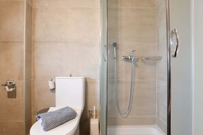 Habitación cuádruple de lujo | Baño