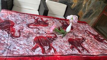 Apartment | Dining