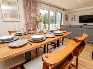 Cottage | Interior - Syrah (Ryde)