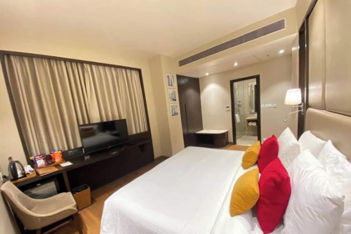 Phòng Superior, 1 giường đôi | Bộ đồ giường kháng dị ứng, minibar, két bảo mật tại phòng, bàn