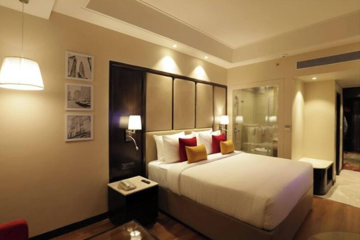 Phòng Deluxe, 1 giường cỡ king | Bộ đồ giường kháng dị ứng, minibar, két bảo mật tại phòng, bàn