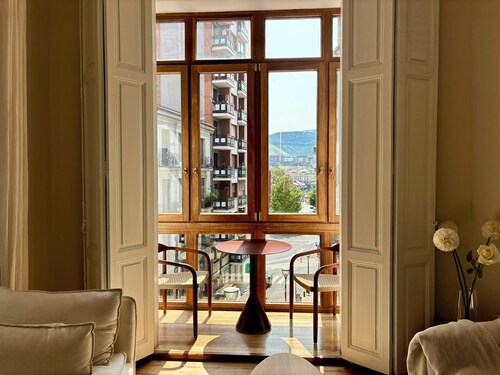 Monappart Cristo Historic Apartment with Parking