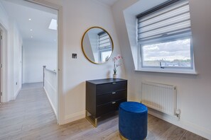 Leilighet, flere senger | 3 soverom, reiseseng for barn, wi-fi (inkludert) og sengetøy