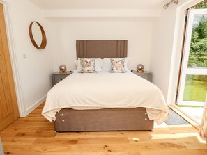 Cottage | Interior - Barolo (Ryde)