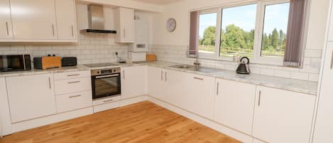 Cottage | Interior