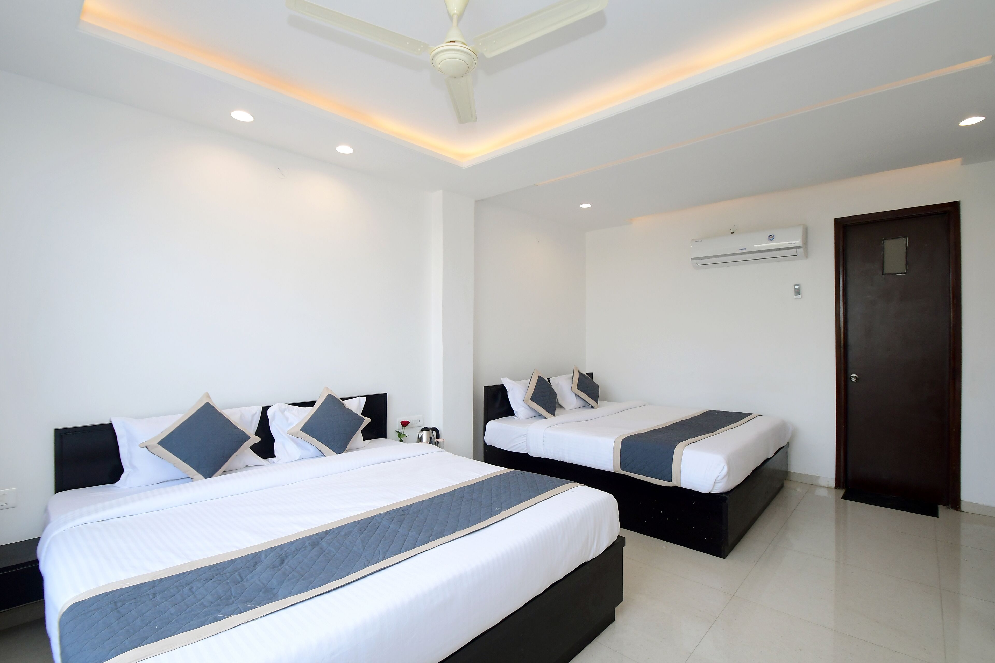 Premium bedding, desk, free WiFi, bed sheets