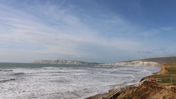 Cottage | Bahagian dalam