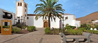 Vacation Home 'Casa Milagrito Betancuria' with Terraces & Wi-Fi