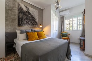 1 室のベッドルーム、WiFi (無料)、ベッドシーツ