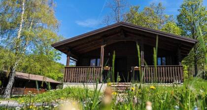 Chalet Scoiattolo with Mountain Views and Terrace