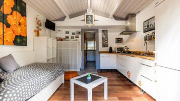 1 habitación, wifi gratis y ropa de cama