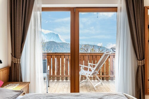 Apartment 'Hatzes App Schlern' with Mountain View, Balcony & Wi-Fi