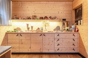Interior - Apartment 'Hatzes App Schlern' with Mountain View, Balcony & Wi-Fi (Lajen)