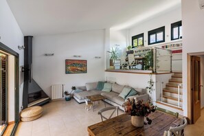 TV, peis, bordtennis og strømmetjenester