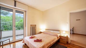 1 camera, Wi-Fi gratuito, lenzuola