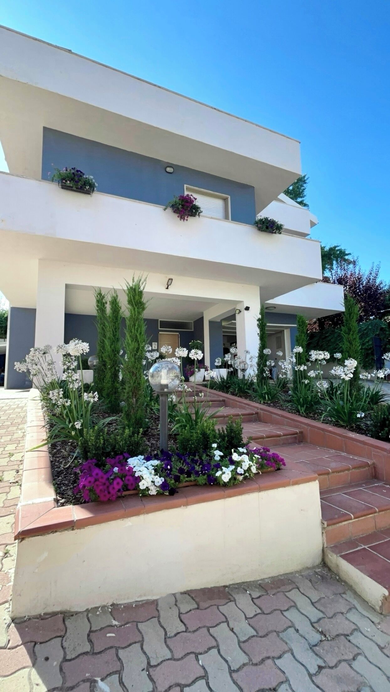 Villa | Exterior