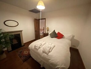 Cottage - Charming3Bedroom Cottage in Gr8 Location (Buxton)